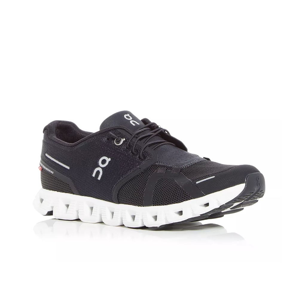 On - Cloud 5 Low Top Sneakers